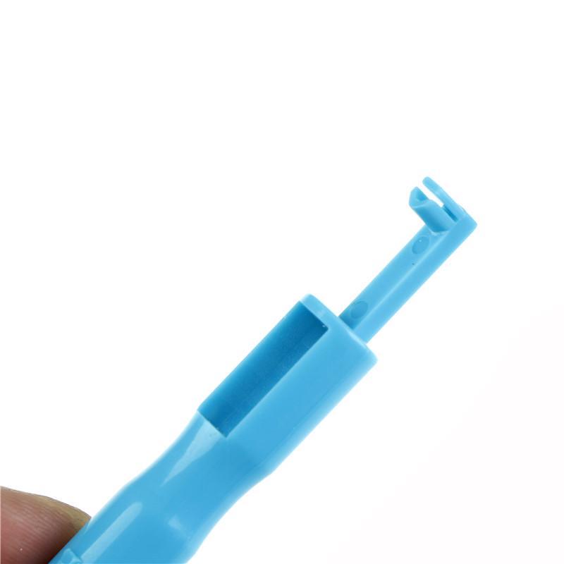 Инструмент для вдевания нити в иглу для швейной машины