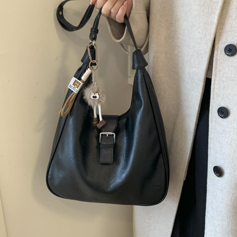 Премиальная сумка женская 2025 новая осенне-зимняя ретро на плечо сумка-тоут для поездок большой вместимости женская сумка