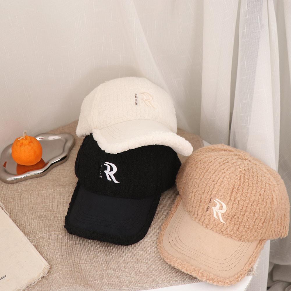 Double R Winter Baseball Cap Letters Plush Peaked Cap Versatile Lamb Wool Hat Winter