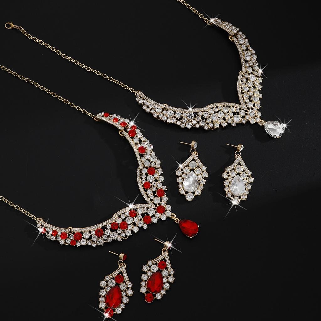 2026 Big Water Drop Jewelry European and American Necklace Earrings Two-piece Set Flower Bride Retro Premium Design Sense Set