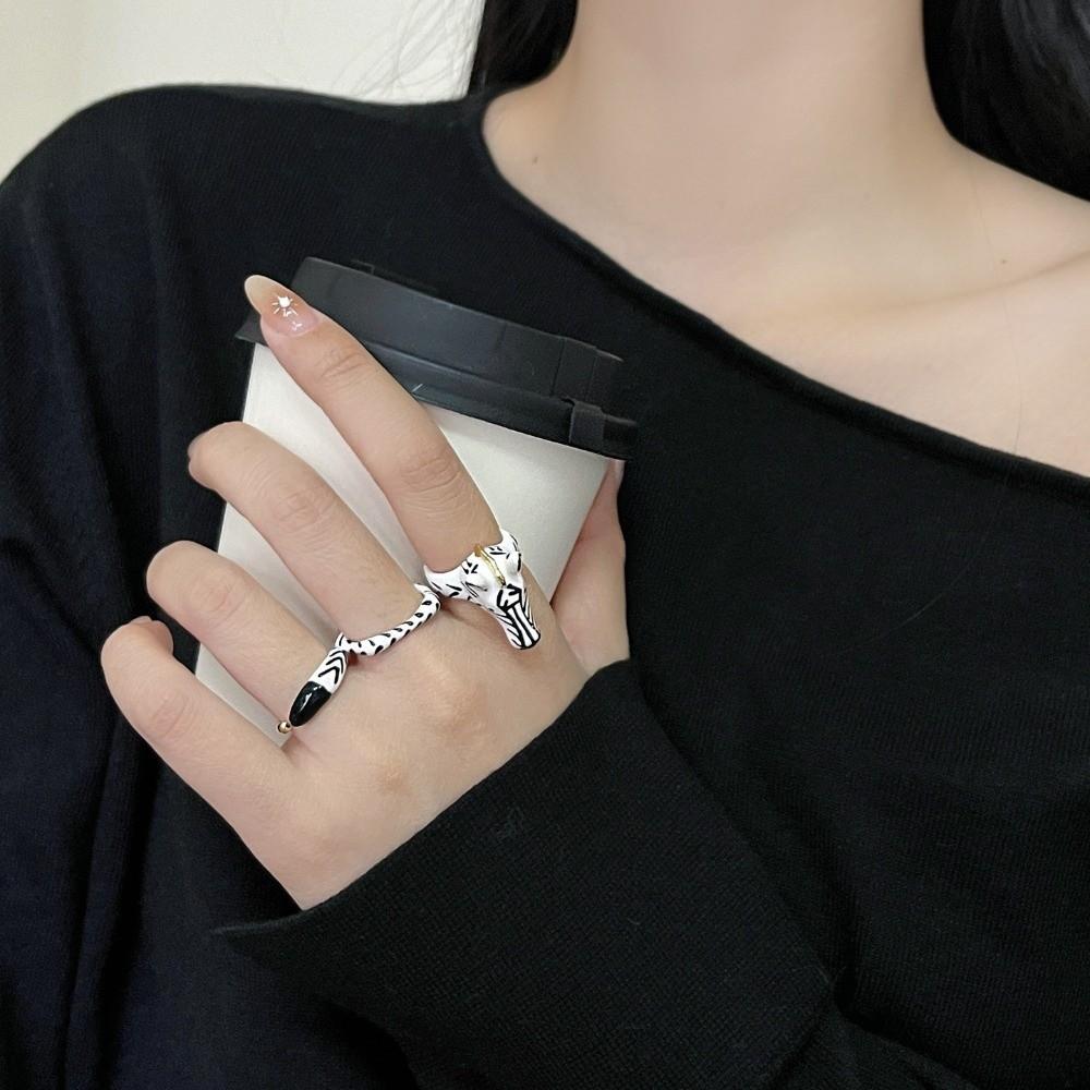 Vintage Cartoon Glaze Ring Delicate Opening Finger Ring Jewelry Animal Horse Ring Set Girls