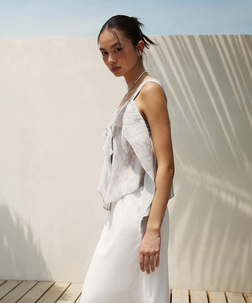 RE RHEE Frill Detail Sleeveless Top