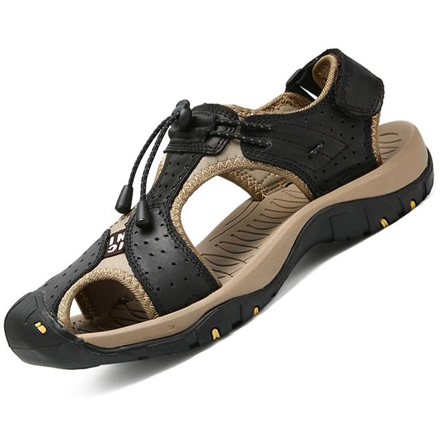 Leather Clog Sandals for Men Summer Outdoor Beach Shoes Casual Hiking Mens Sandals Genuine Leather Gladiator Flat Slippers