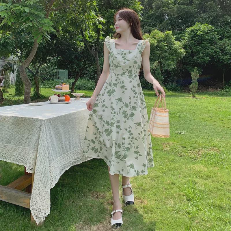 Летнее платье 2022 года с французским квадратным вырезом и цветочным принтом, с А-образным силуэтом, утягивающим талию