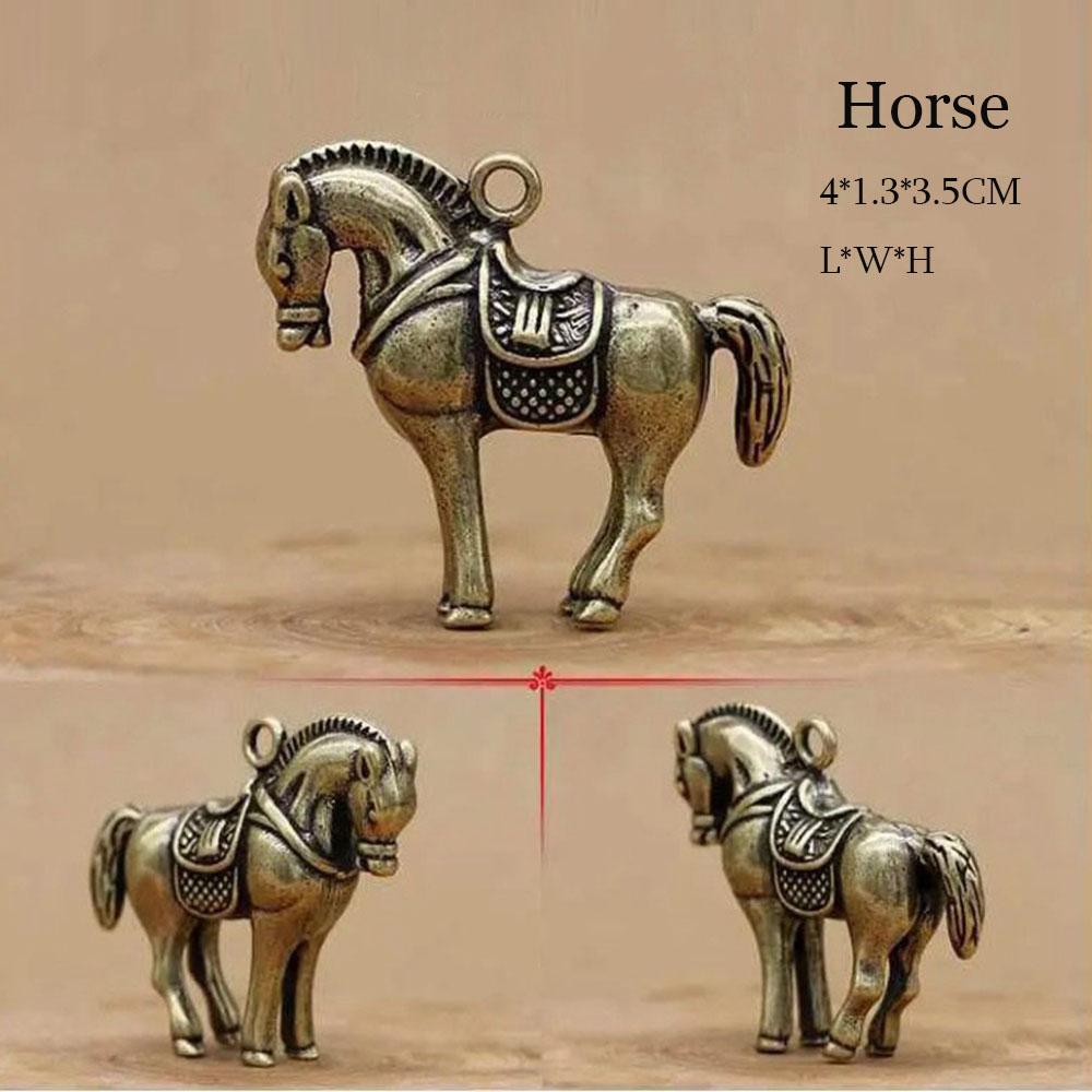 Car Ornaments Bull Ornament Sculpture Key Pendant Copper Miniatures Figurines Keychain Accessories