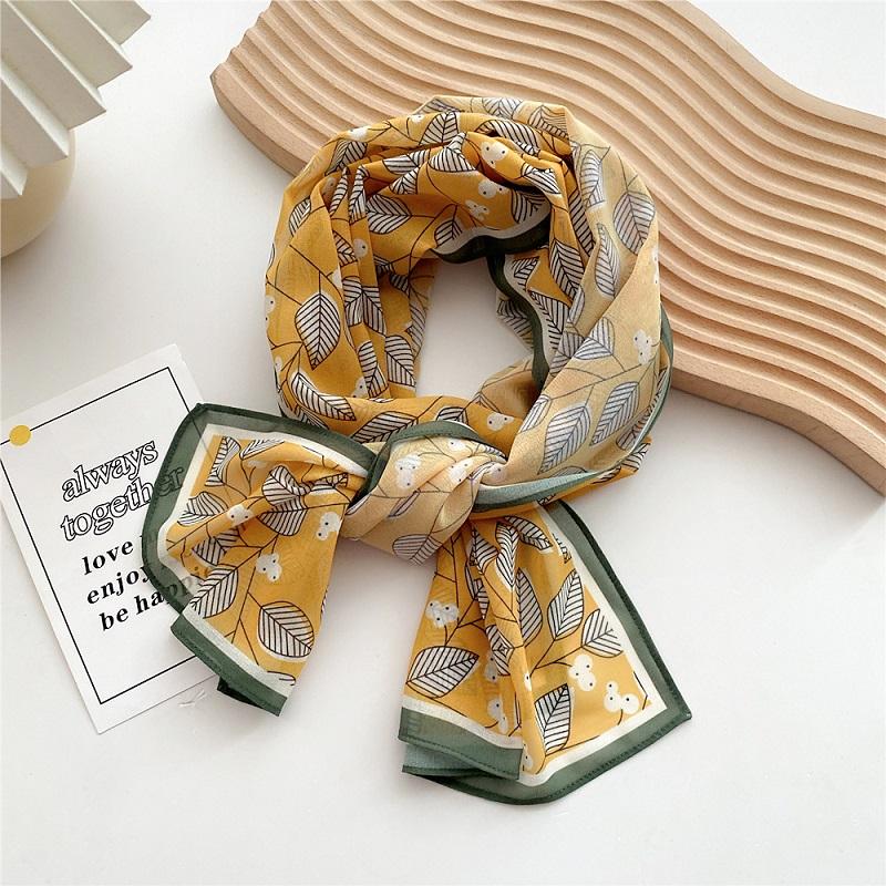 Spring and Summer Fashion Womens Scarf Luxury Designer Beach Scarf Cover-ups Flower Printing Hijab Decorate Scarf