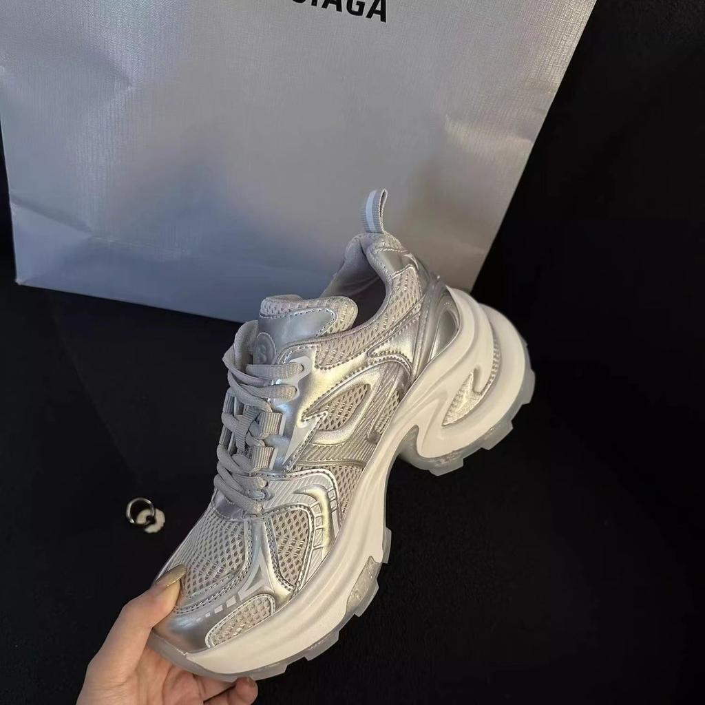 Популярная женская обувь для пап 2024 года, лето, новинка, интернет-знаменитость, корейская, ретро, увеличивающая рост, универсальная спортивная повседневная обувь