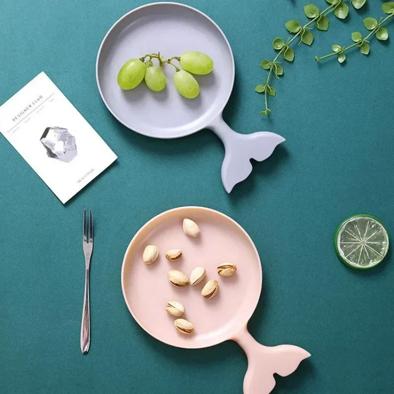 Кухонная переносная посуда в форме маленькой рыбки, фруктовая тарелка, закусочная тарелка, сухофрукты, конфеты, креативная современная посуда для торта
