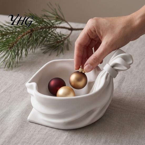 3D Printed Pleated Dish Gift Bag Shaped Storage Tray, Catchall Bowl for Candy, Reusable PLA Tray Festive Table Centerpiece Entryway Shelf, Xmas