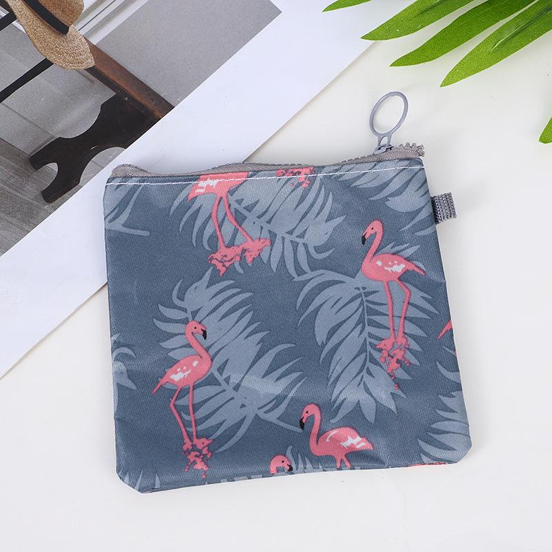 Косметичка на молнии с мультяшным принтом для хранения гигиенических прокладок, монет, наушников, ключей, карт