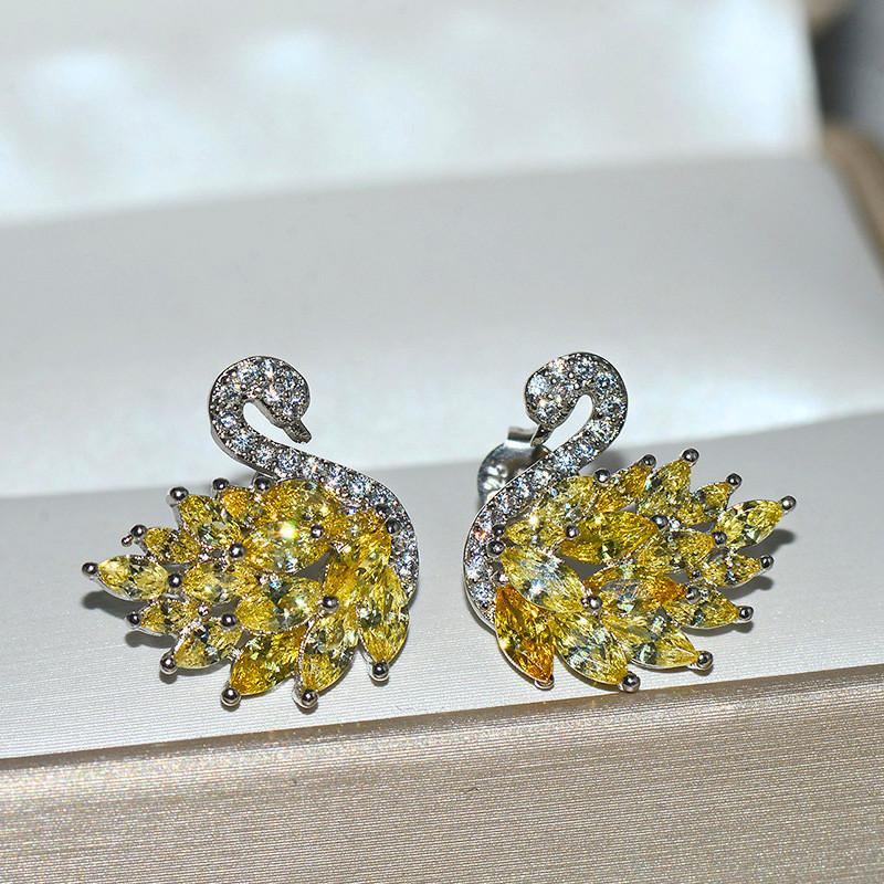 Hot-selling wish platinum purple diamond zircon swan silver needle earrings, slightly inlaid high-end versatile