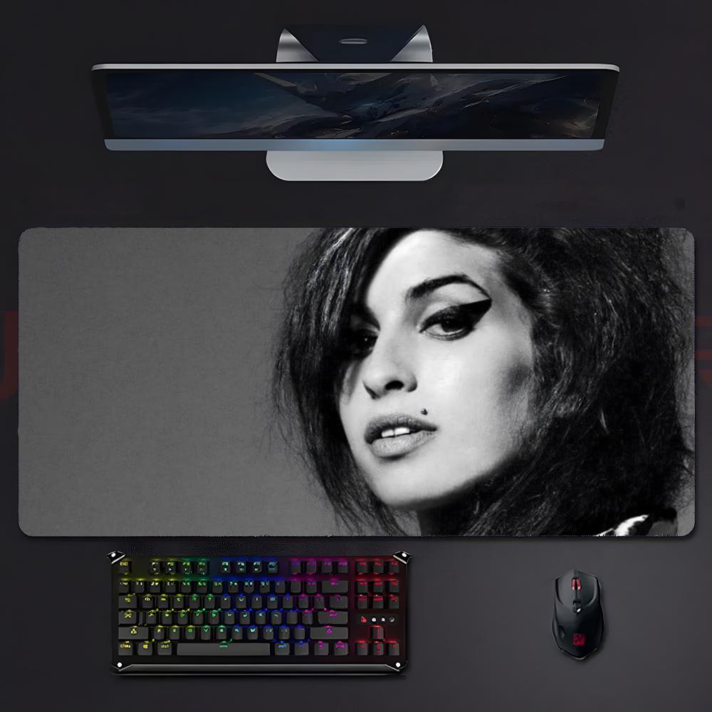 Singer Soulful Aamy Winehouse Mouse Pad Mousepad Large Gaming Lockedge Thickened Pc Table Desk Mat