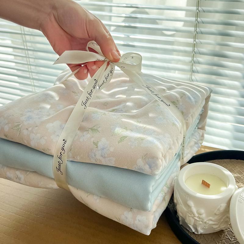 Комплект из 4 предметов из трикотажного хлопка класса А, мытой двойной пряжи, с небольшим цветочным узором, чулочно-носочный стиль