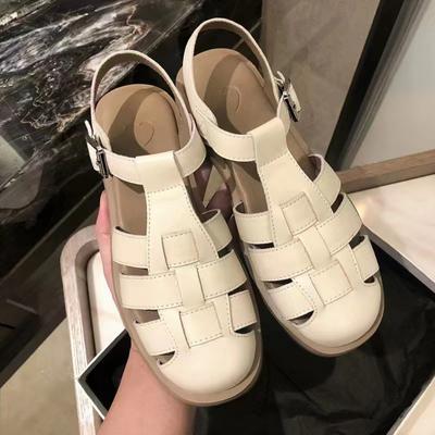 Сандалии с закрытым носком, женские летние сандалии на толстой подошве в стиле ретро, ​​французские тканые сандалии с мягкой подошвой на плоской подошве в римском стиле