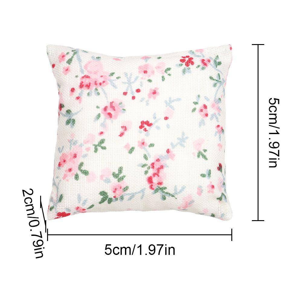 Диван Диван Игрушки Мебель Мини Кукольный домик Подушки Аксессуары для кукол Миниатюрные подушки с цветочным принтом