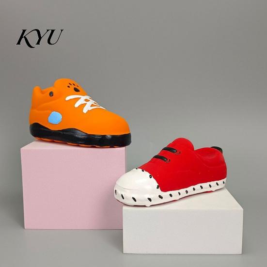 Cute Cartoon Puppy Toys for Fetch Shoe Squeaky Dog Toy, Funny Sneaker Shape Chew Toy Bite Resistant Energy Release Small Medium Dogs, Durable