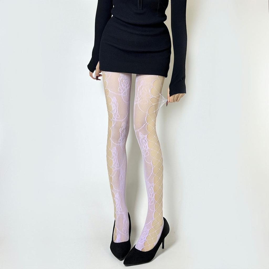 Millennial-style hot girl fishnet pantyhose with side cutouts, sexy and alluring, with integrated garter belt and rose jacquard design