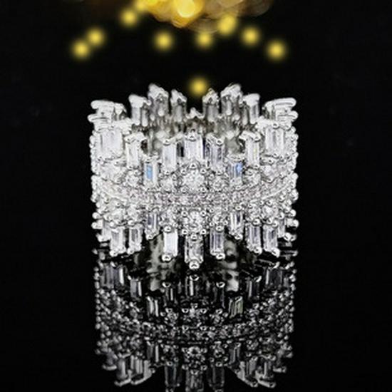 Роскошное многорядное кольцо с микроинкрустацией цирконами и бриллиантами - Phantom R4575