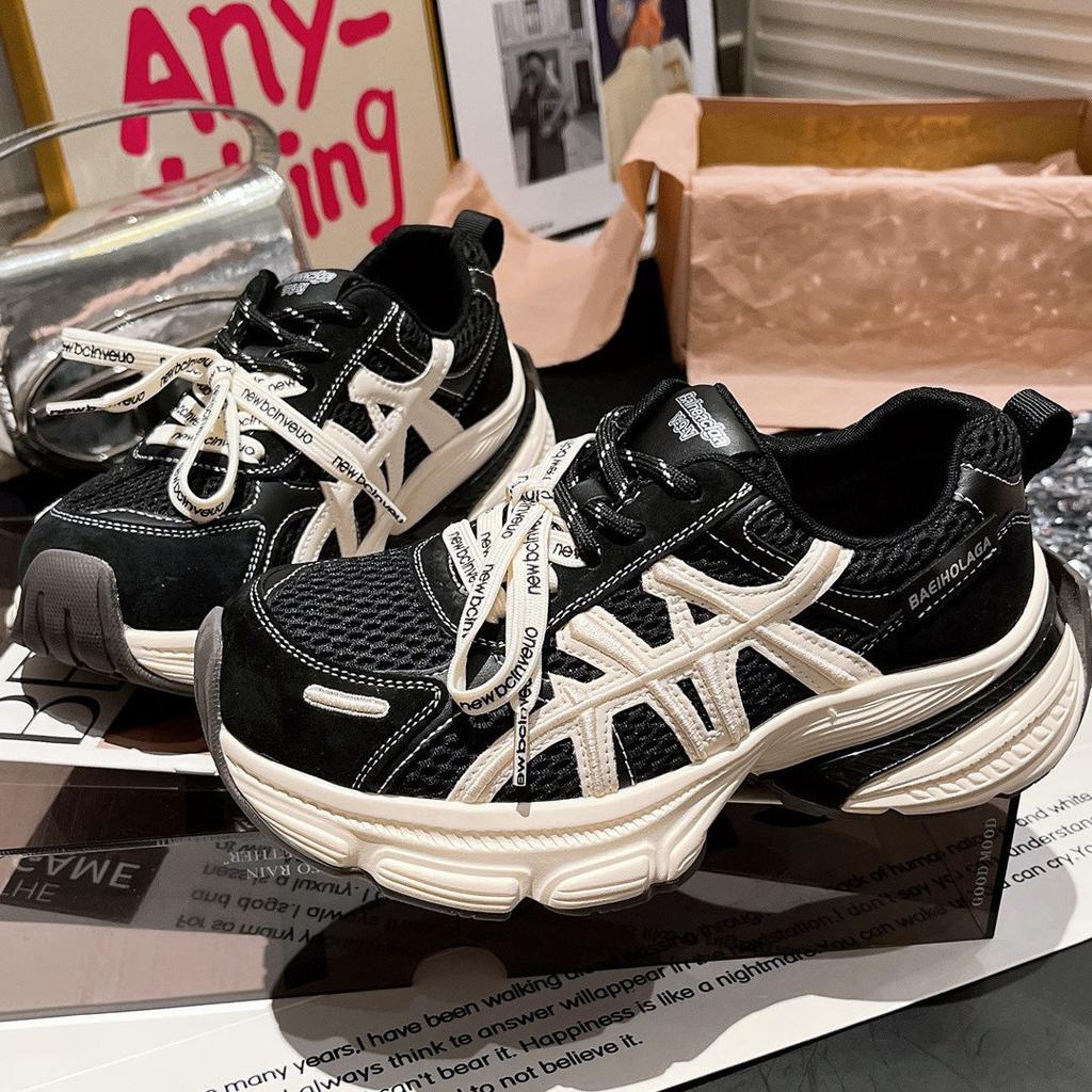 Женские кожаные кроссовки на толстой подошве, новинка 2025 года, сетчатые дышащие и легкие, спортивные и повседневные, универсальные, увеличивающие рост, повседневные туфли для женщин