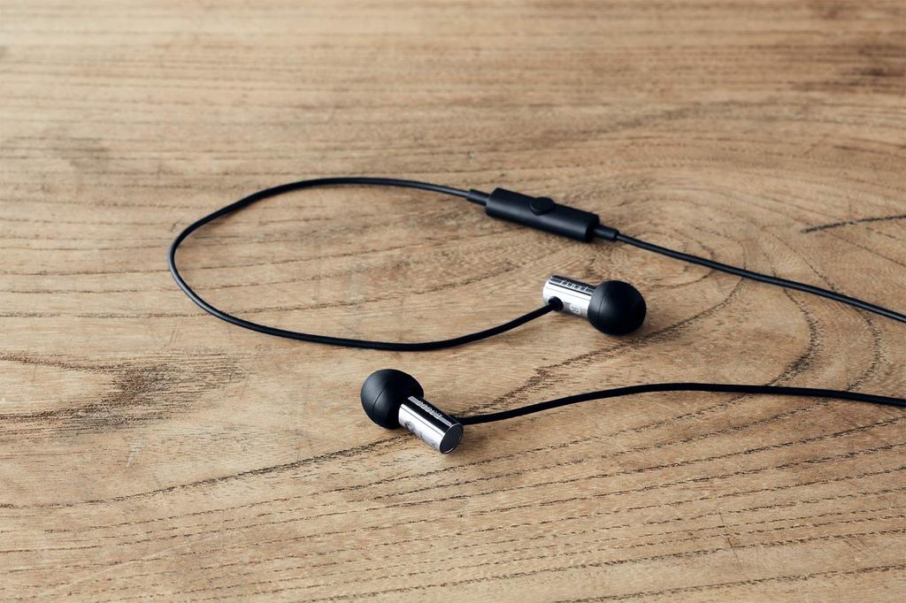 Финальный канальный контроллер наушников E3000 с микрофоном FI-E3DSSC