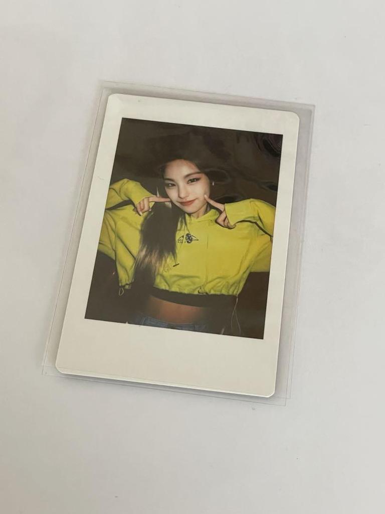 [USED] ITZY CSI Yeji Trading Card Instax
