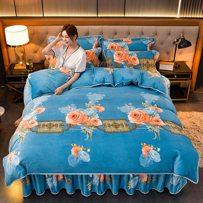 Thickened Milk Velvet Four-piece Set, Flannel Sheets and Quilt Cover, Coral Velvet Three-piece Bedding Set