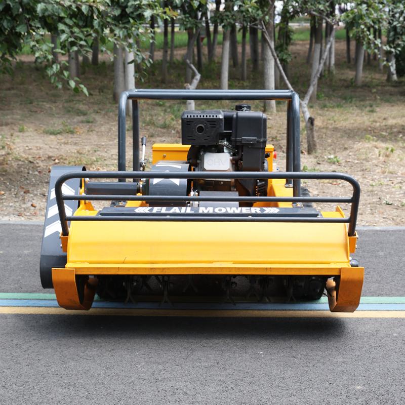 European Spot Gasoline Powered Tracked Household Remote Control Wireless Lawn Mower Industrial Grade Professional Lawn Mower