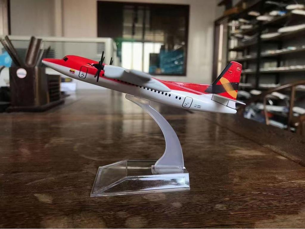 Модели из сплава президентских самолетов: ATR FK50, C919, A350, B747, A320, A330, A380