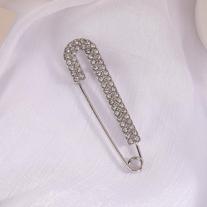 Брошь-булавка с имитацией жемчуга и стразами для подчеркивания талии, Защитная булавка от открывания, Прямая вставляемая булавка.
