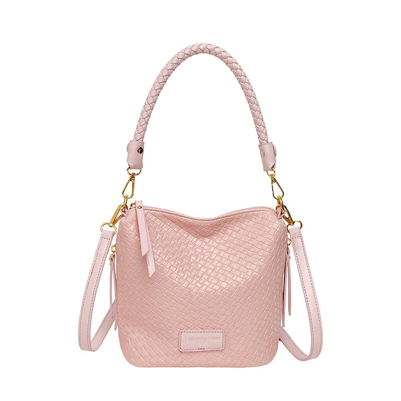 Сумки женская сумка 2025 новая корейская версия модная нишевая плетеная сумка повседневная универсальная на плечо сумка-ведро тренд