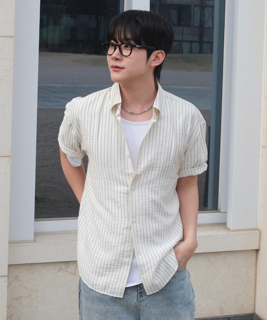 MINDBRIDGE [On] Striped Overfit Cream Short Sleeve Shirt