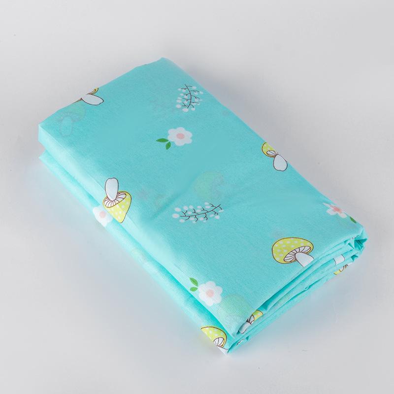 Пододеяльник из хлопка и шелка с внутренним наполнителем.