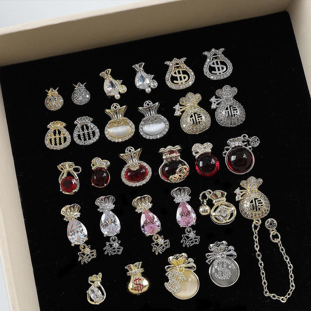 Новогодний маникюр: Роскошный подвеска-мешочек с цирконием и золотой инкрустацией из страз, носимые аксессуары для ногтей