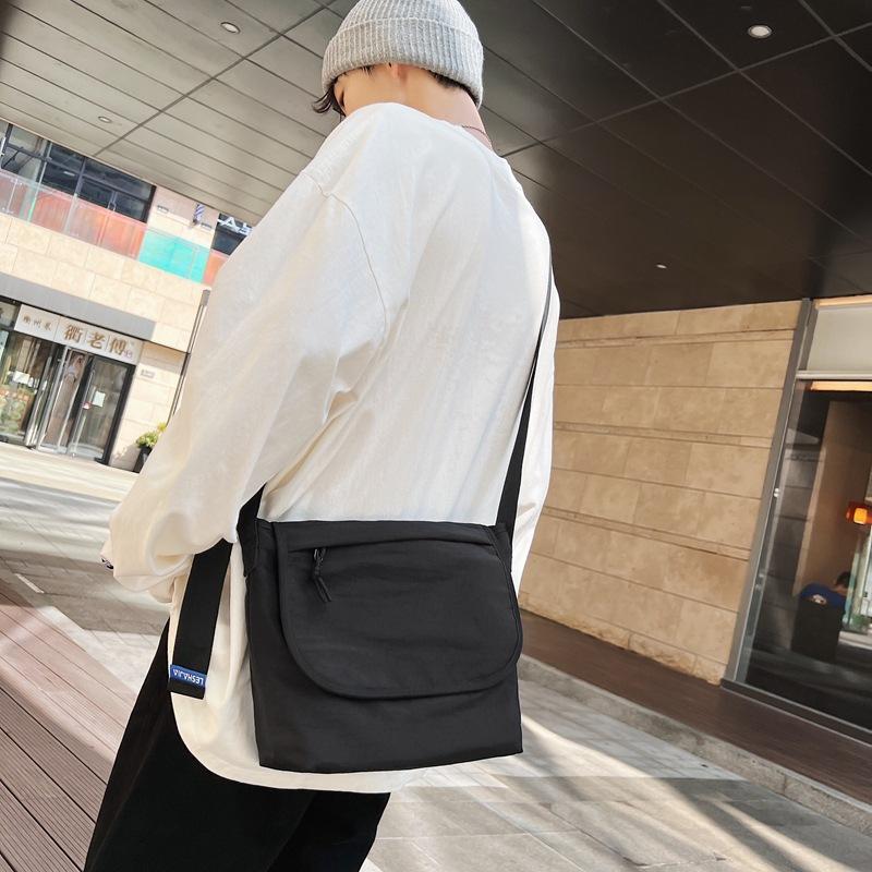 Fashion New Couple Messenger Bag Daily Leisure Sports Nylon Bag Men's Shoulder Bag Trendy Simple Messenger Bag