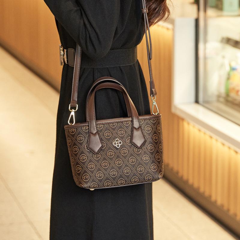 New handbag, mini versatile basket bag, light luxury vintage printed tote bag, summer trend