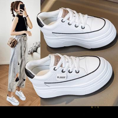 Женские туфли с толстой подошвой и маленькой увеличивающей рост стелькой, кожаные белые туфли, весенние новинки, универсальные и легкие повседневные туфли для сноуборда