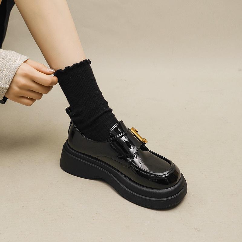 Детские новые туфли для принцессы