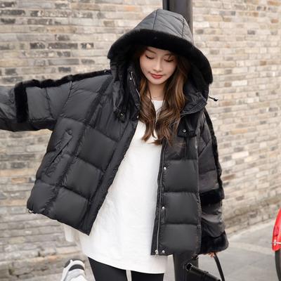 Женский короткий пуховик из норки с вставками, зимний 2025, новая модная модель, утолщенный, с капюшоном, свободного кроя, маленькое пальто