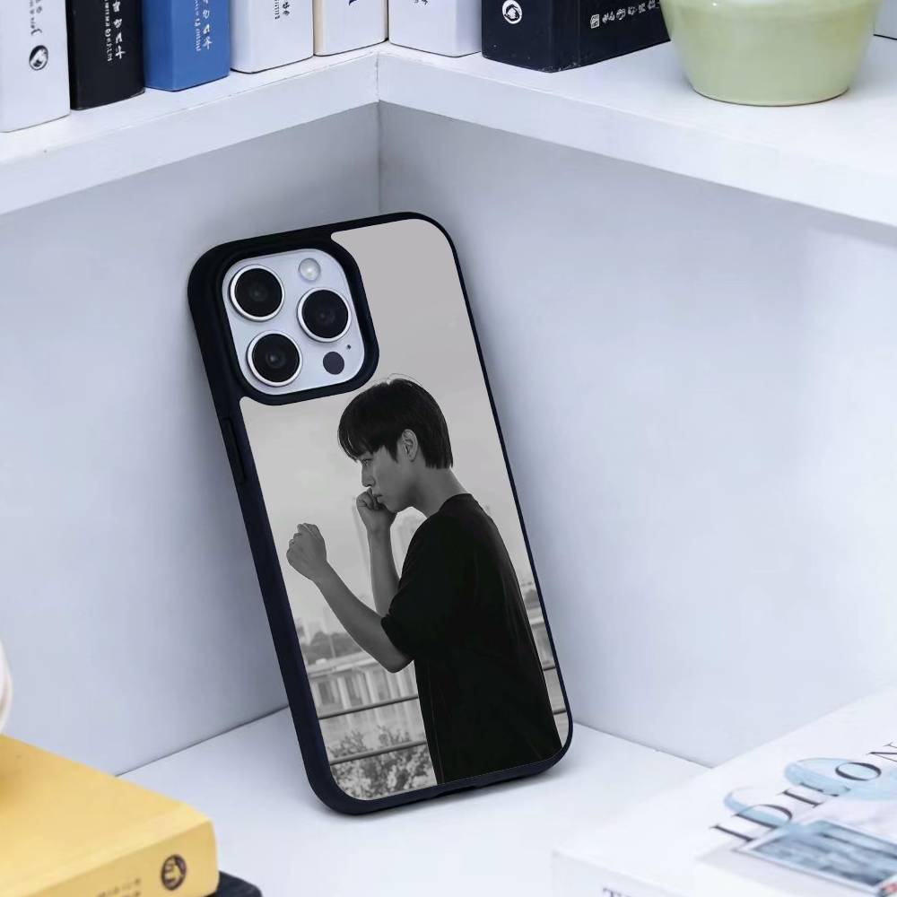 Чехол для телефона W-weak Hero-o Class для iPhone 14,16,15,13,17,12,Plus,Pro,Max Магнитный для Magsafe Матовый Чехол