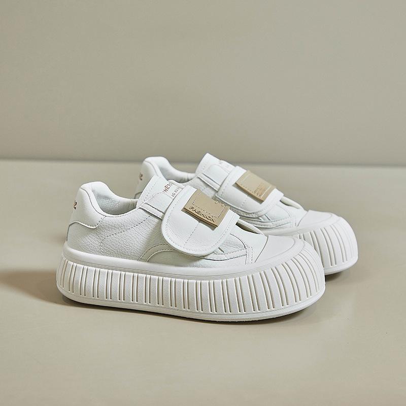 Кроссовки на платформе для женщин, модные белые прогулочные туфли, теннисные туфли, повседневные удобные модельные кроссовки, женские легкие спортивные туфли на плоской подошве из искусственной кожи