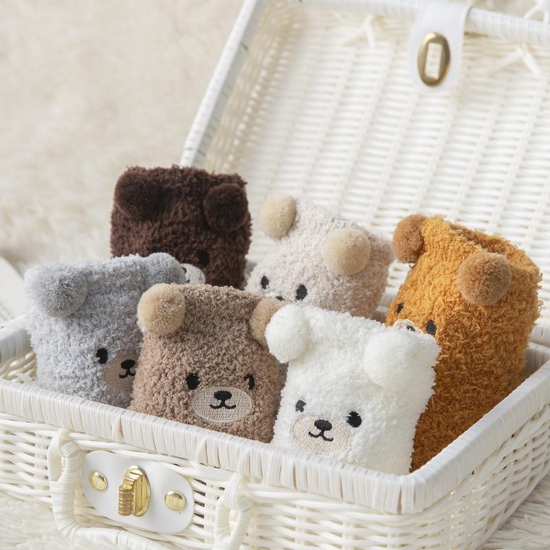 Женские шерстяные теплые носки, милые мультяшные коралловые плюшевые носки, мягкие и толстые осенне-зимние домашние носки для пола