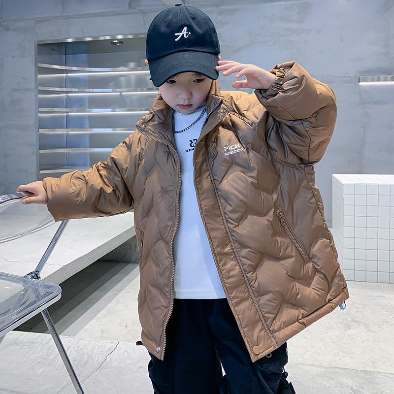Зимний пуховик для мальчиков 2025: Стильная и теплая верхняя одежда для детей
