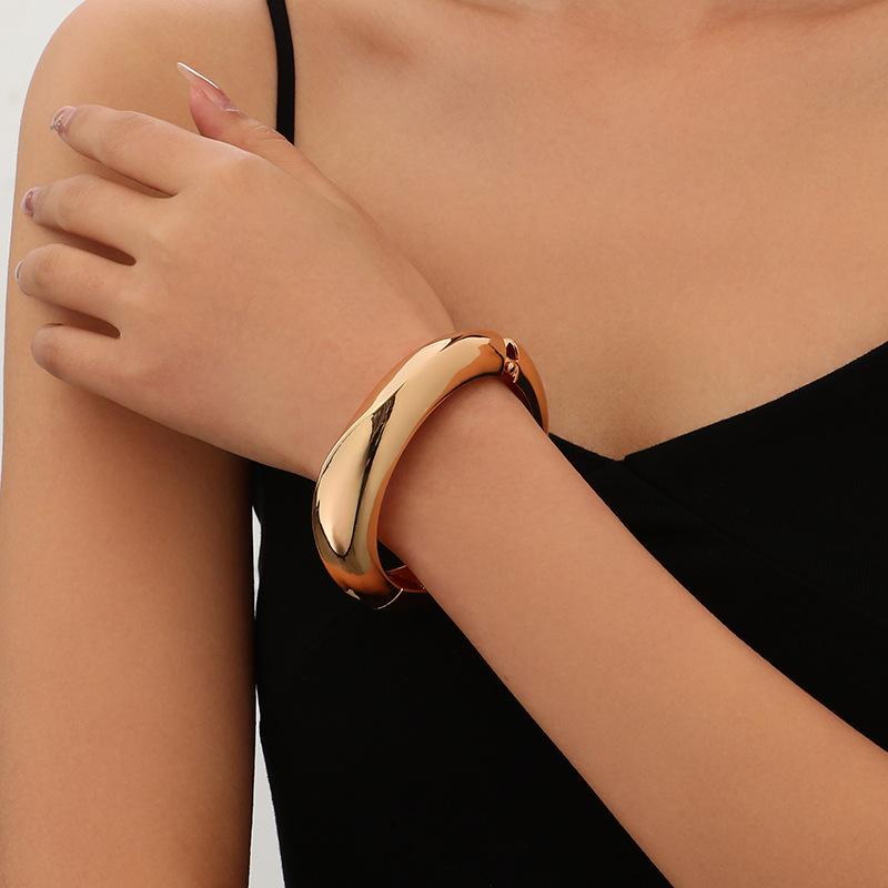 Браслет INS Минималистичный Неправильная Волна Ювелирные Изделия Металлический Глянцевый Браслет Женские Ювелирные Изделия
