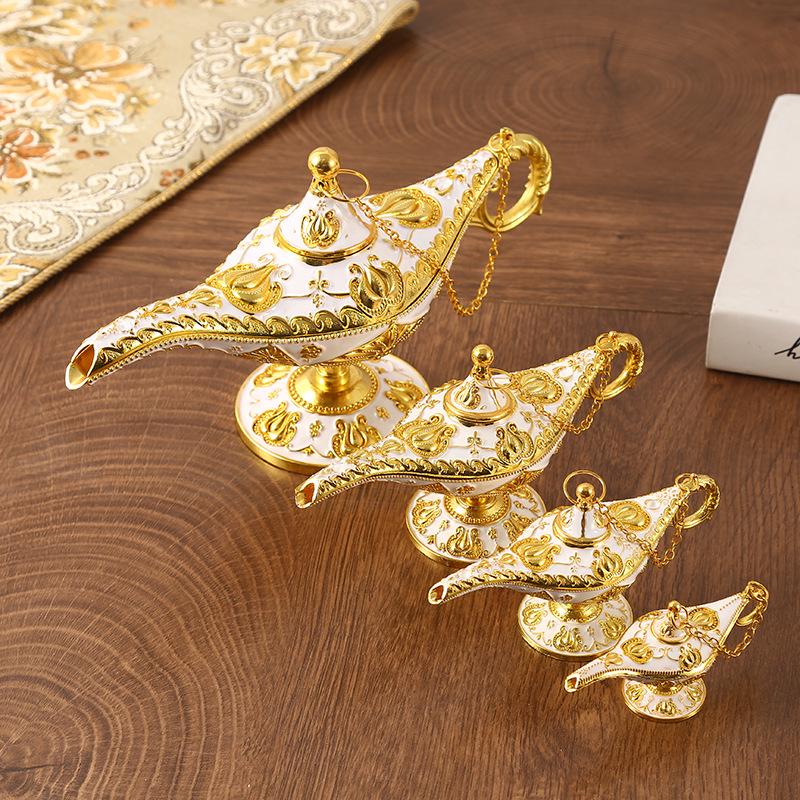 European Aladdin's Lamp Gold Retro Pattern Figurine: Classical Style Decorative Craft