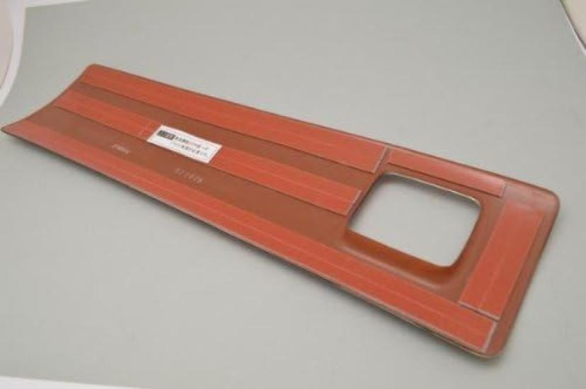 Верхняя панель приборов для Daihatsu Mira Gino под дерево (L700S)