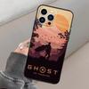 Чехол для мобильного телефона iPhone15Plus Чехол для мобильного телефона Ghost of Tsushima имеет противоударное покрытие, защищающее от падения с руки.
