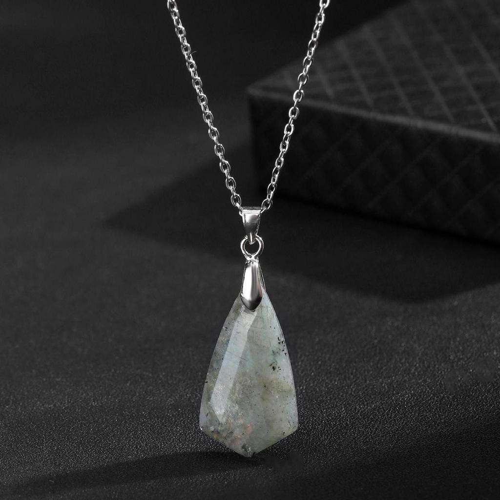 Богемское ожерелье с подвеской из аметиста