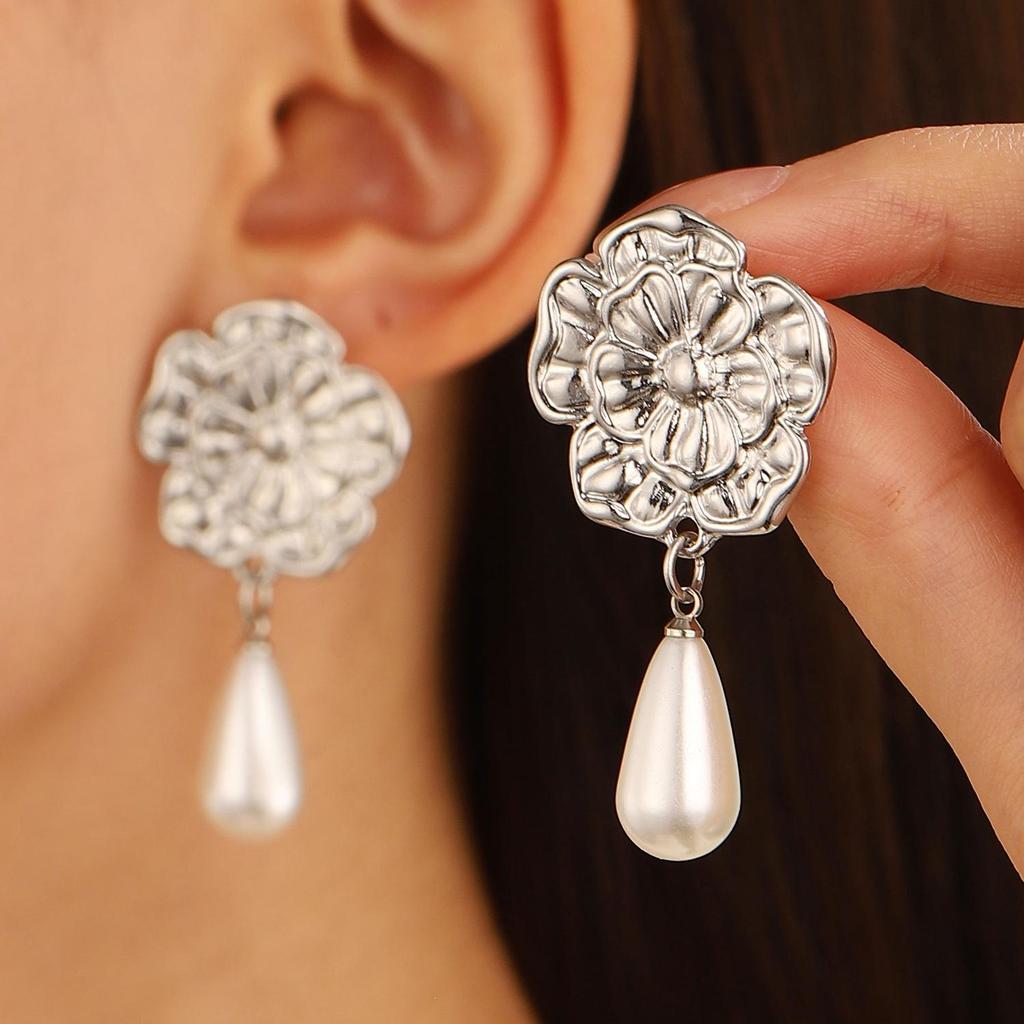 Ретро европейские и американские металлические серьги-гвоздики с холодными каффами для ушей - Простые, гладкие, высококлассная мода.