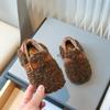 Детские мокасины темперамент мягкая подошва для девочек плоская обувь с мехом сладкие зимние новые детские плюшевые туфли 2024 теплые слипоны элегантные