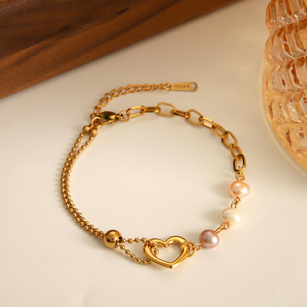 Hot-selling Heart Pendant Stainless Steel Bracelet for Women, Vintage Elegant Pearl Jewelry, Titanium Steel Accessories